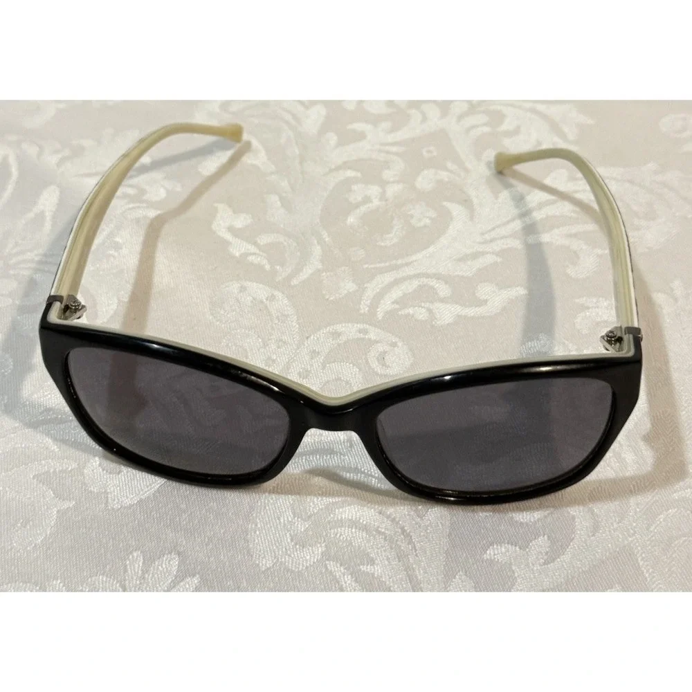 Vera Bradley Polarized Cat Eye Cheryl model Santiago Ivory pattern Plastic